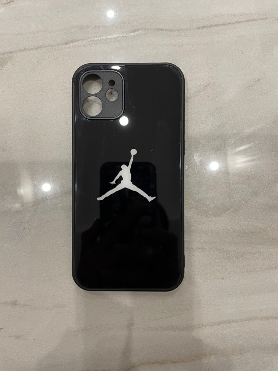 苹果12手机AJ外壳，闲置出