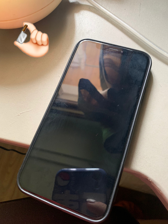 2019年8月买的,21年的3月换新手机了...