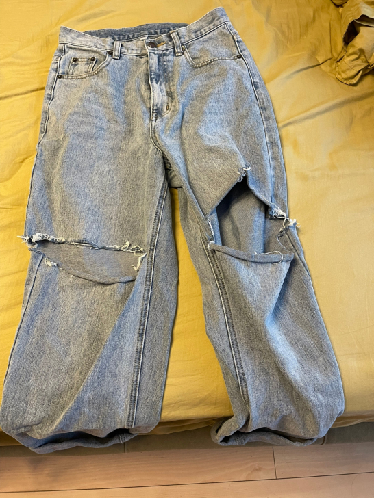 随便买的牛仔裤 M码 穿过一次