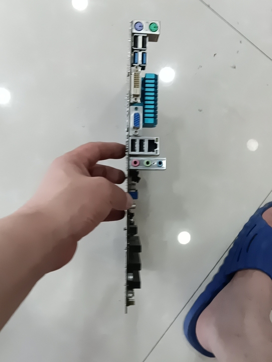 微星b85  单独主板没有暗病