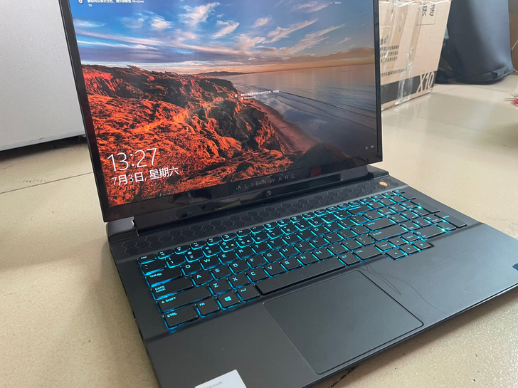 外星人M17R2 ，17.3寸笔记本酷睿i...