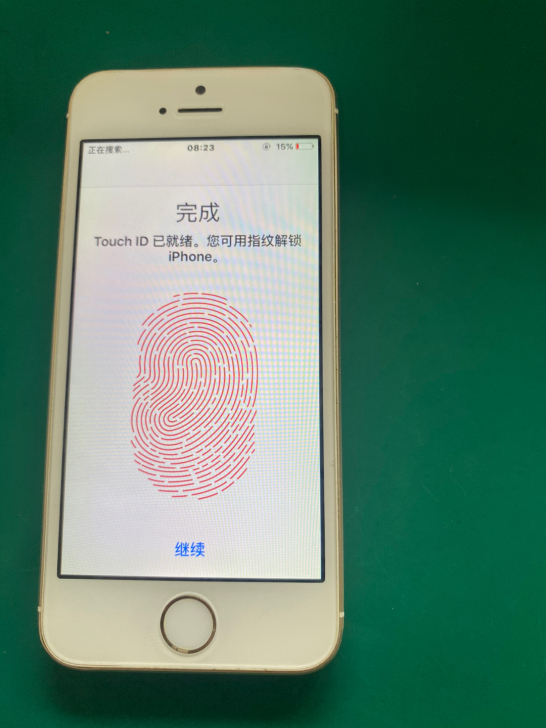 苹果5s 16g 能进系统ID退不了 指纹...