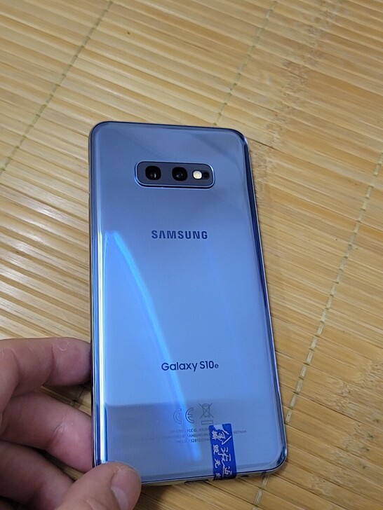 全网最低完美屏三星s10E    6＋12...