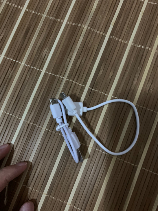 可换，安卓充电线，有很多根