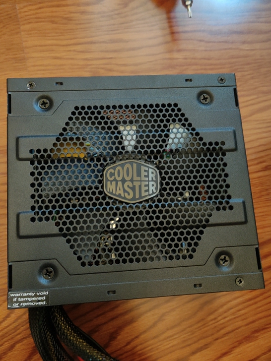 酷冷至尊300w电源，战剑2电源，功能正常...
