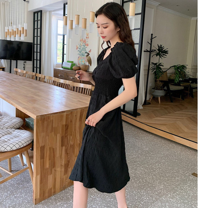 连衣裙夏季2021新款过膝气质长裙甜美高腰...
