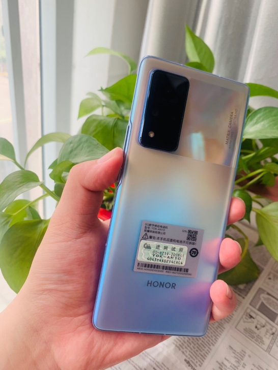 荣耀v40   8+128 华为5g手机