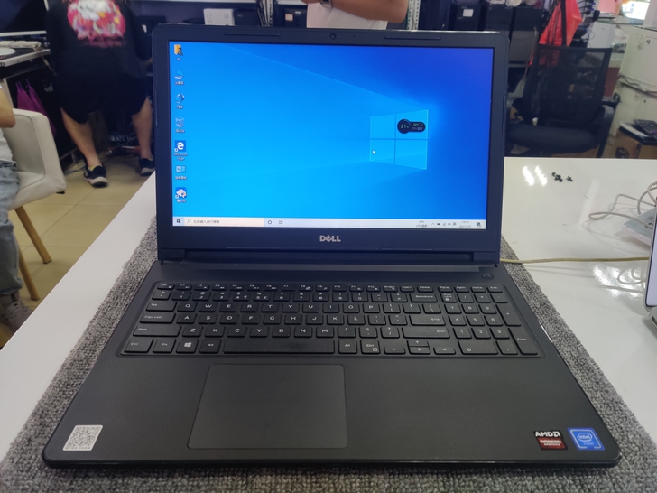 戴尔Vostro 15-3562笔记本电脑...