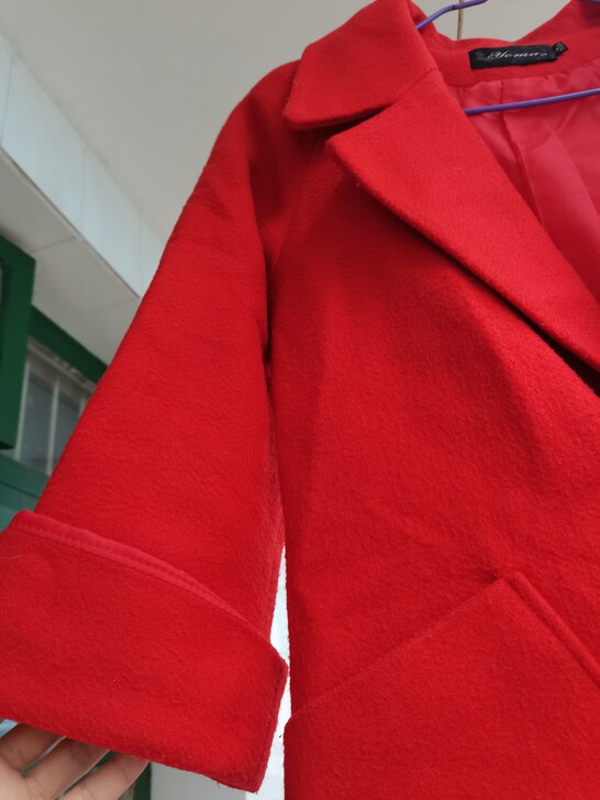 五年前商场买的，新旧程度如图，华为原相机拍...