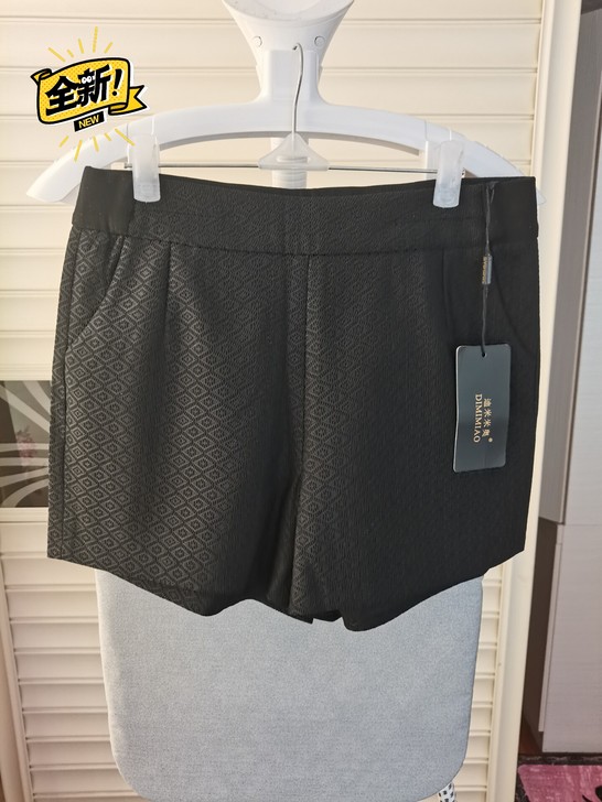 全新!短裤29码!带吊牌!20包邮!