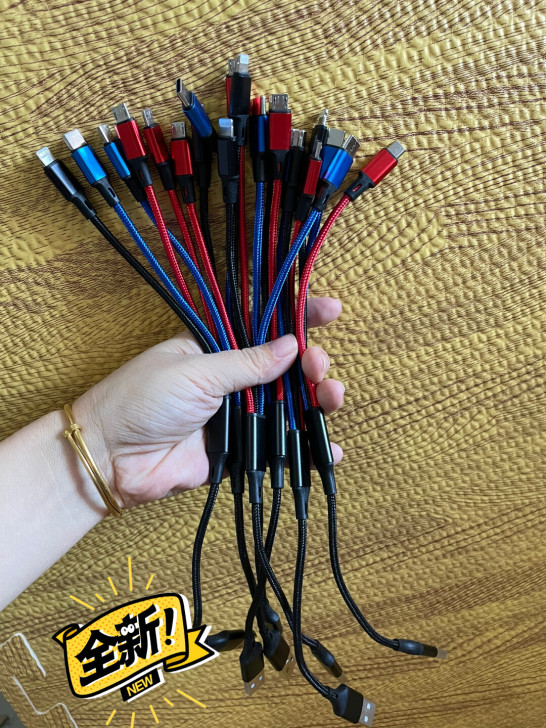 全新手机三合一数据线短线2条9.9元包邮！