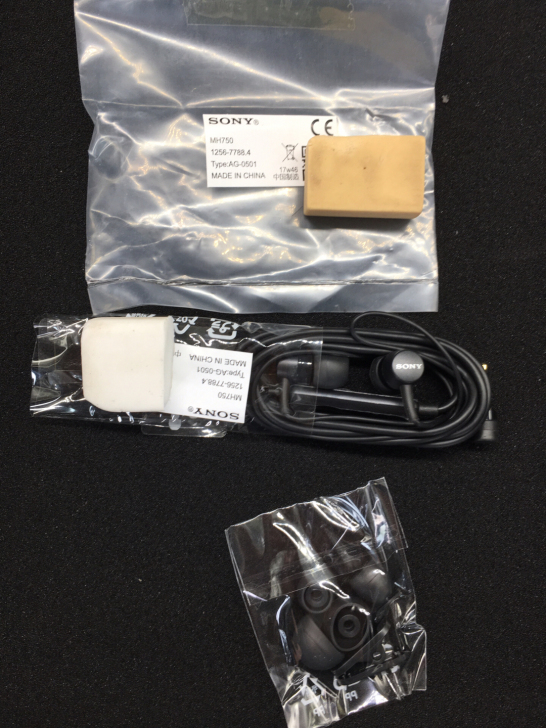 批发全新索尼mh750入耳式耳机,原袋原封...