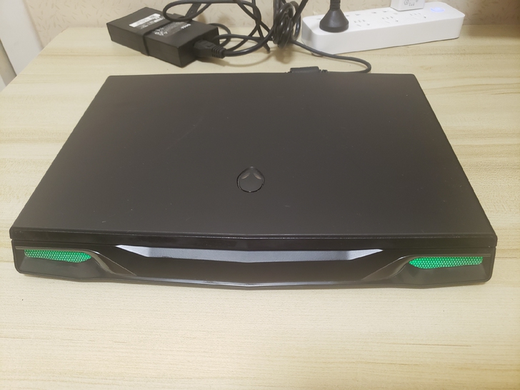 外星人M14X i7-2820mq GT5...