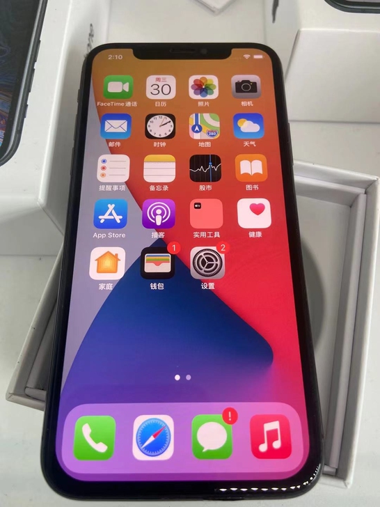 苹果  iPhone X，64G，其他国家...