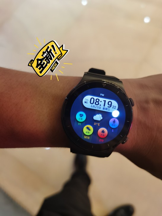 实体店2188购入,全新,无划痕,包装全在...