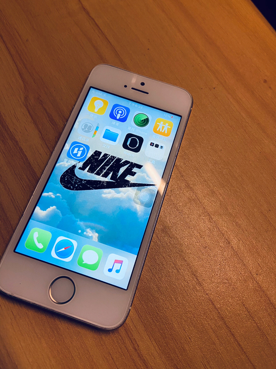 苹果iPhone 5s苹果5 学生备用机苹...