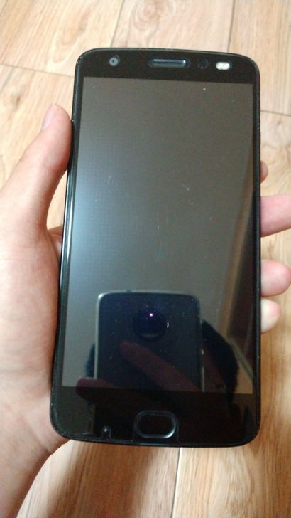 (已出勿拍，留个纪念)摩托罗拉z2f，s版...