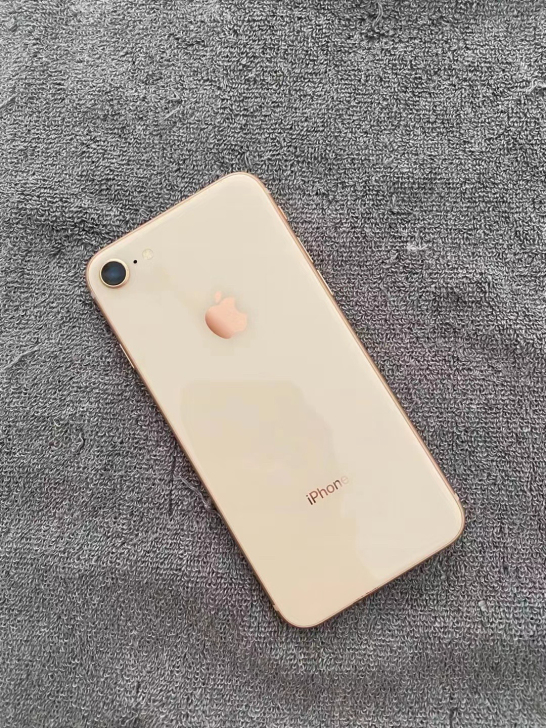 苹果8，纯无锁，无指纹，64G，888