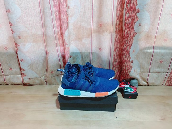 44码二手正品阿迪达斯三叶草nmd r1运...