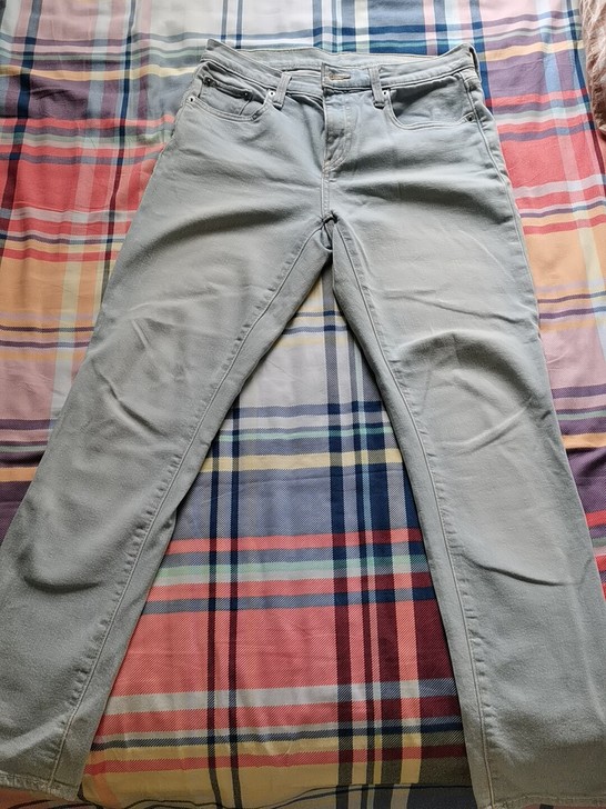 gap浅色牛仔裤，没怎么穿过就穿不上了，2...