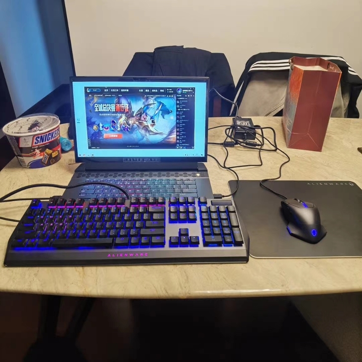 外星人游戏本，2020年10月京东官网入手...