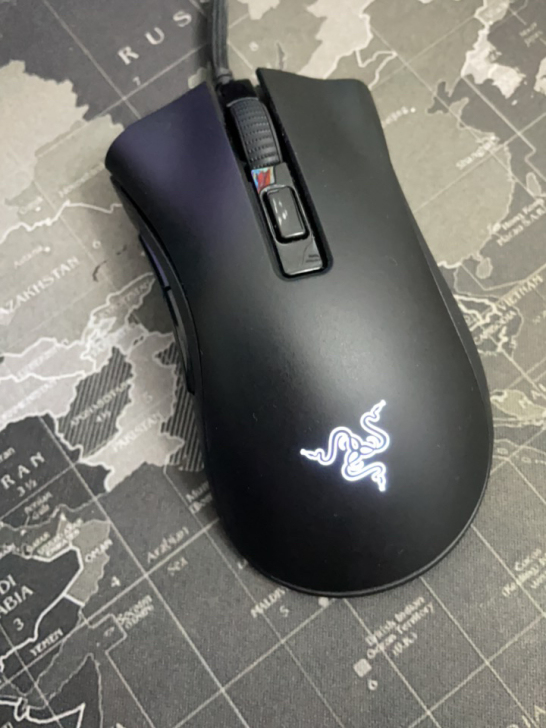 雷蛇v2mini 买来自用半个月左右