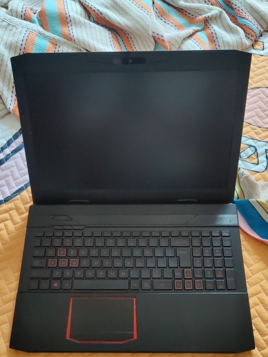 神舟战神k660e-i7 d8，配置还行，...