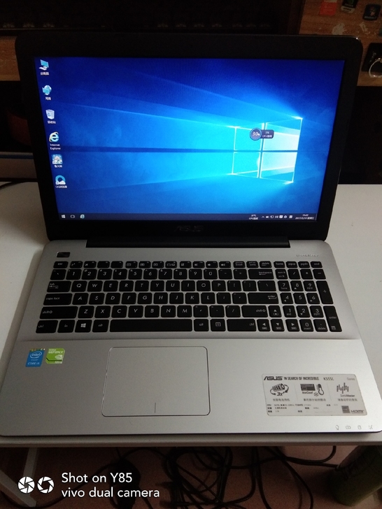 华硕原装X555L时尚轻薄笔记本电脑一台....