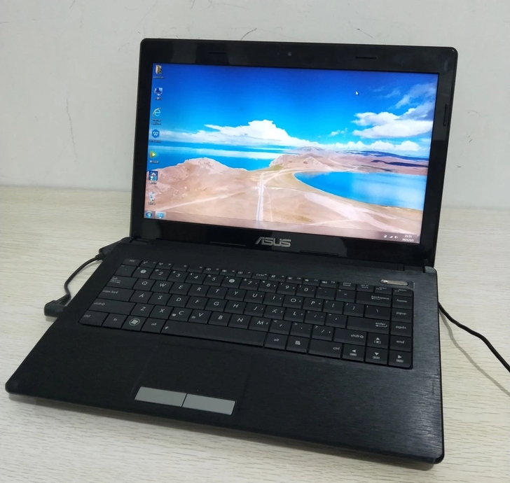 处理华硕二代i3二手笔记本电脑办公上网学习...