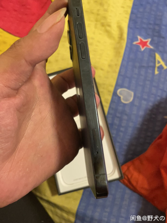 苹果12pro海蓝色256g99新没磕碰划...