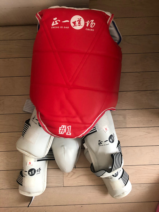 跆拳道护具七件套
