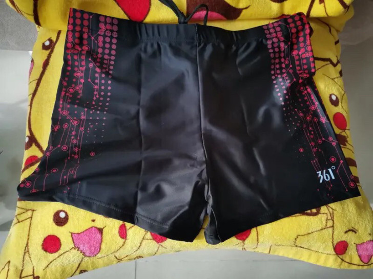【处理】全新 361度男士游泳短裤平角泳衣...