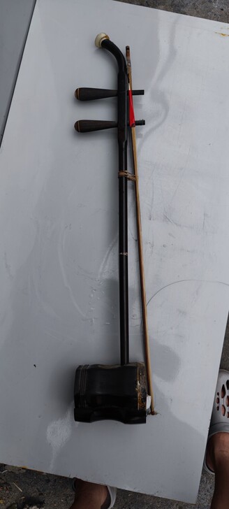 上海民族乐器一厂敦煌牌红木二胡  细节看图