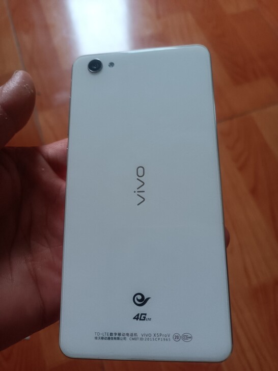 vivo x5prov，成色好，骁龙615...