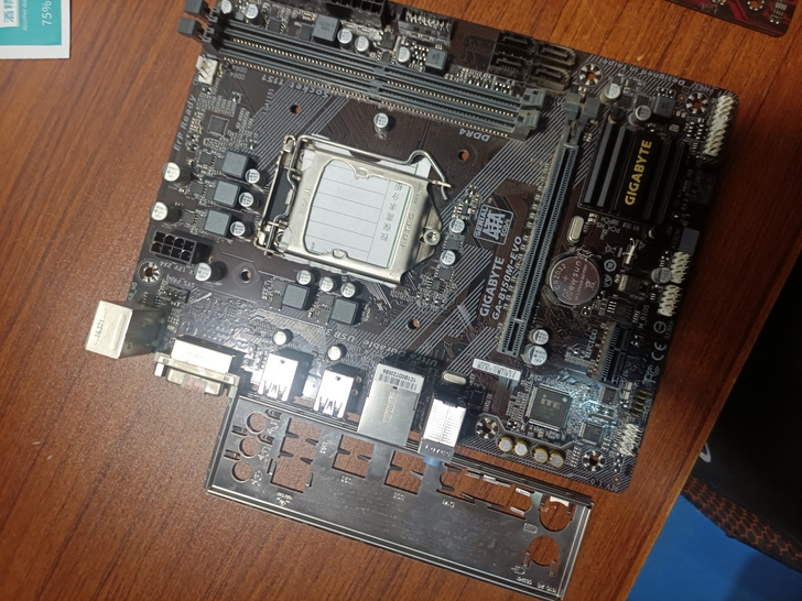 华硕b150m+技嘉b150m主板。成色看...