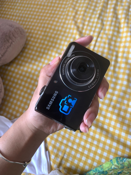 老数码相机 三星pl100双屏可自拍