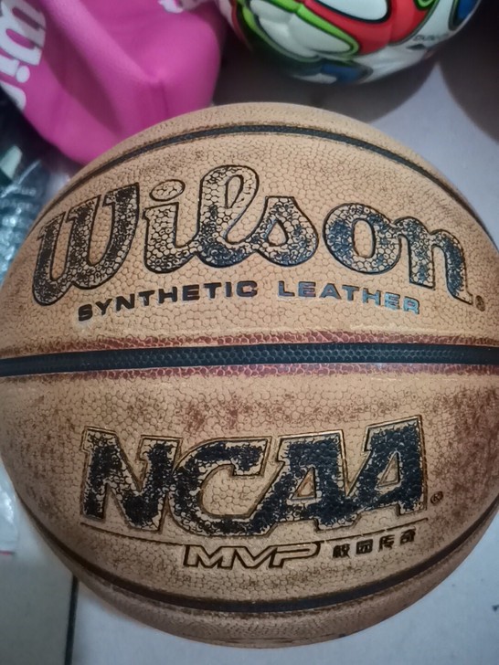二手威尔胜645G校园传奇七号篮球，低价出...