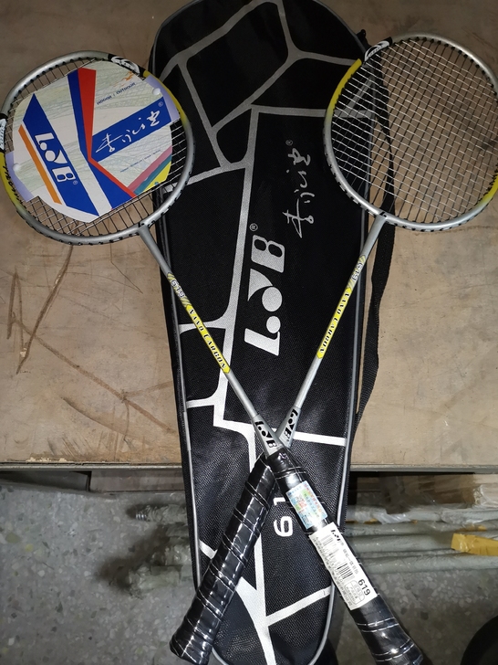 羽毛球拍,全新,买来用不上