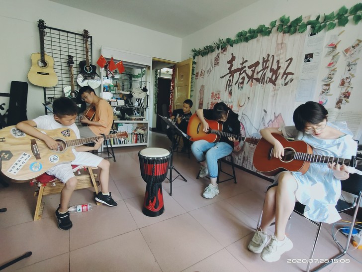 吉他教学民谣吉他(甘肃张掖本地)包教会