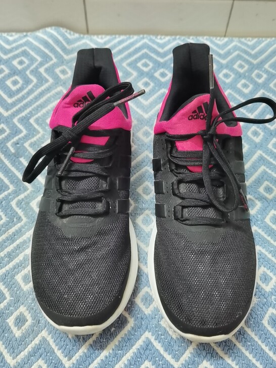 阿迪达斯女式春夏运动鞋阿迪达斯网面运动鞋3...