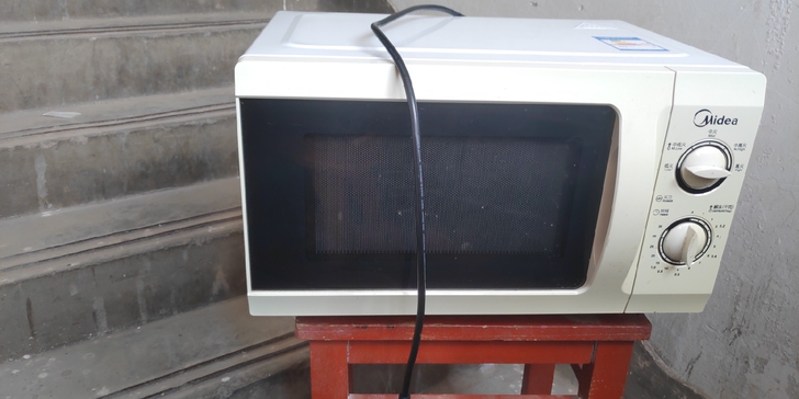 美的微波炉M1-L213B，9成新用的次数...