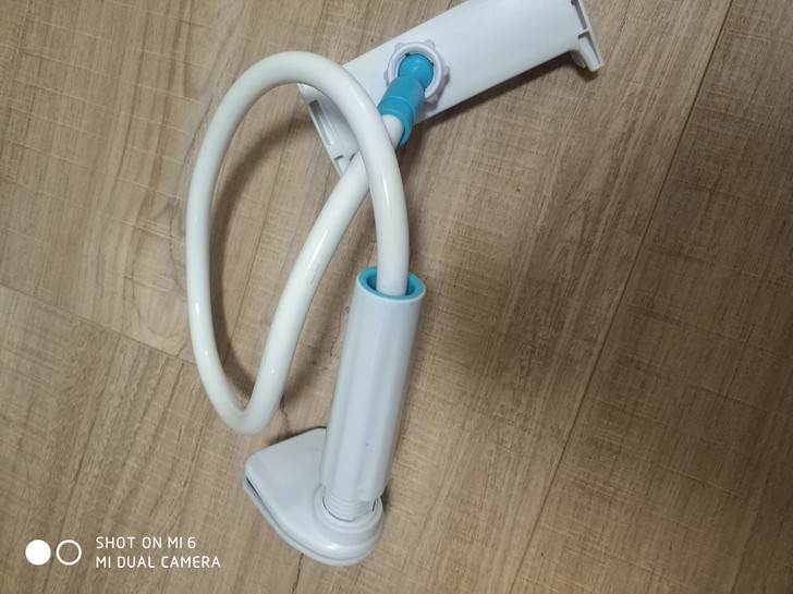 搬家清仓，手机支架，俯卧撑支架，可调亮度台...