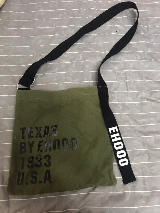 字母帆布包女韩版单肩包 适用性别：中性