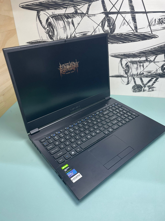 超级战神游戏笔记本，i5十代六核cpu，1...