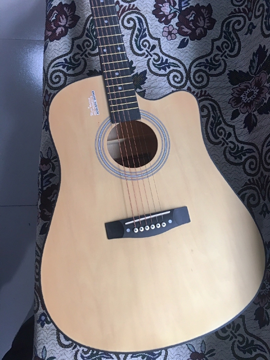 换城市工作，21年年初冲动买了吉他，完全没...