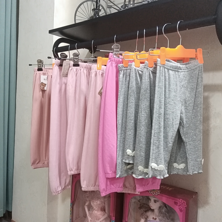 全新，特价甩，赠送儿童玩具一个