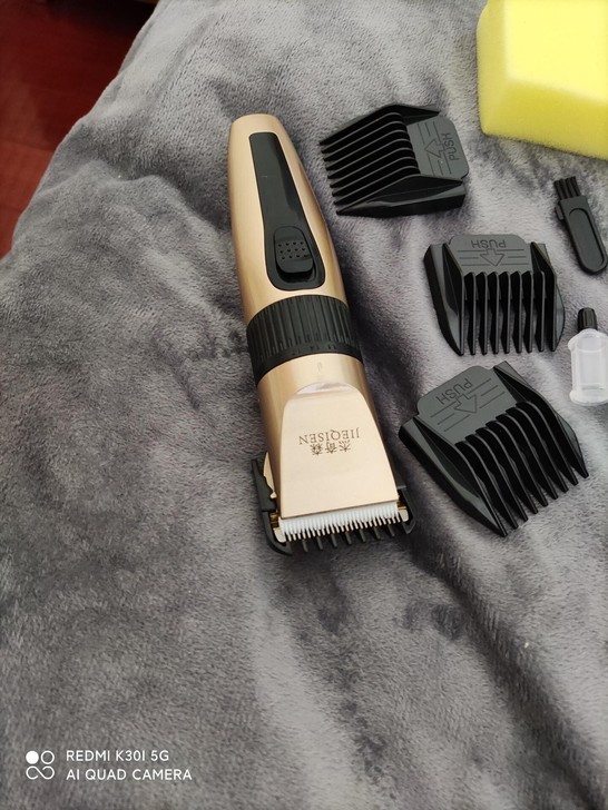 【赔本甩卖】处理杰奇森理发器电推剪剃头刀电...