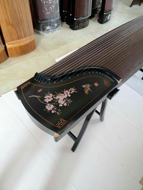 全新 古筝650元包邮 古筝