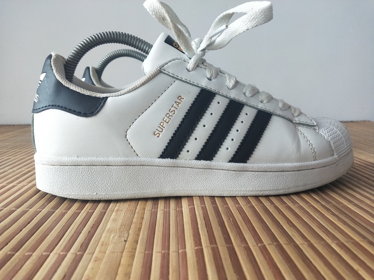 40码二手正品Adidas阿迪休闲板鞋贝壳头