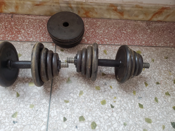 正儿八经的哑铃  80同城免费送到家